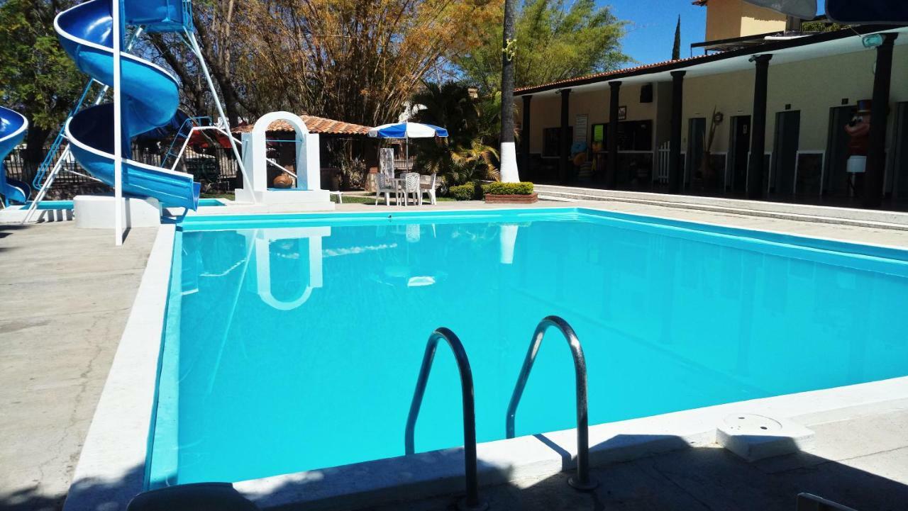 Hotel Brambila Union de Tula エクステリア 写真