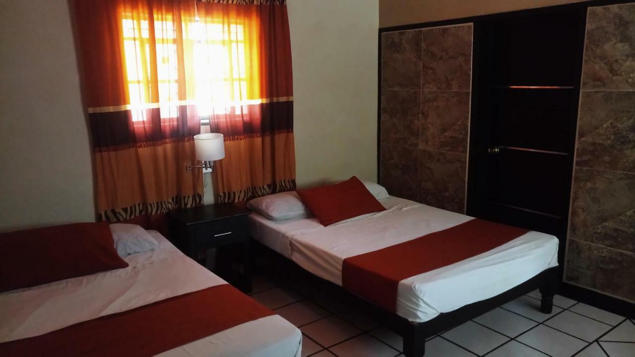 Hotel Brambila Union de Tula エクステリア 写真