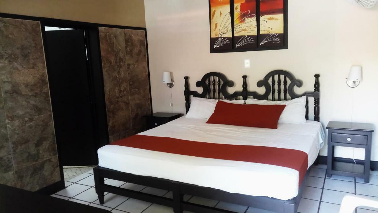 Hotel Brambila Union de Tula エクステリア 写真